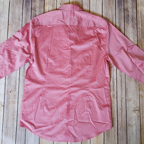 Shirt - Picture 4 of 4